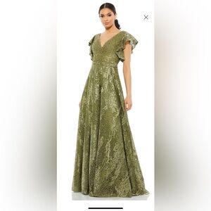 Mac‎ Duggal EMBROIDERED FLUTTER SLEEVE V-NECK GOWN, Sz 16, Olive, #20310